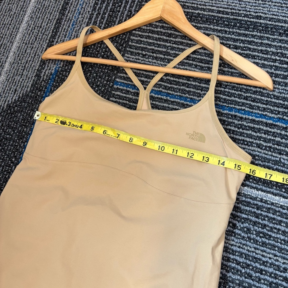 The north face arque Dress Tan Medium Tennis Pickleball - Picture 6 of 10